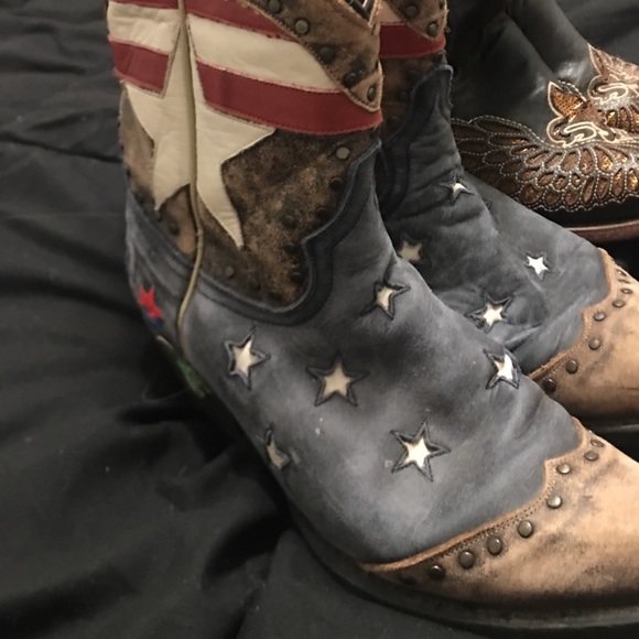 Cowgirl boots - Picture 1 of 1